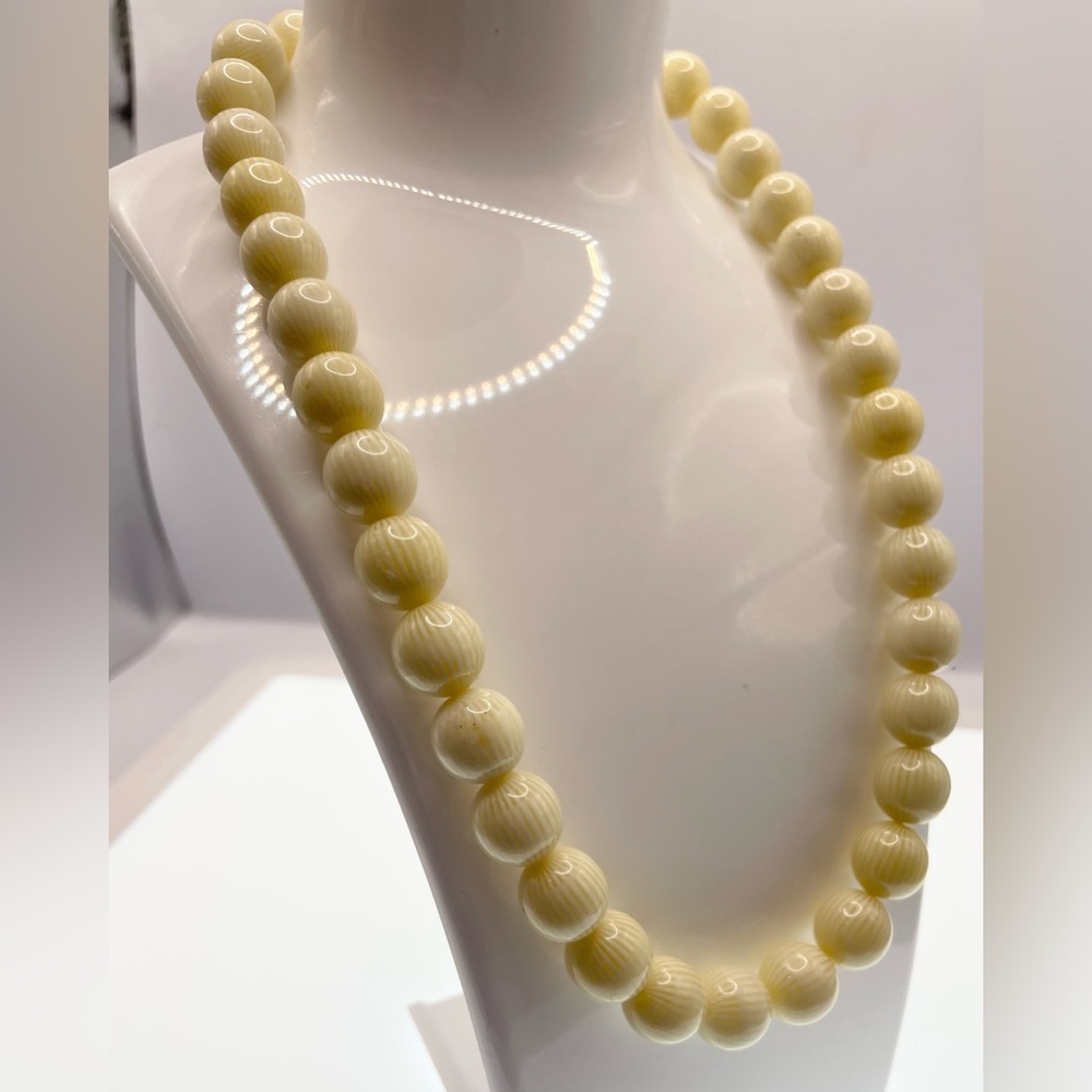 Vintage Striped Ivory Celluloid Beaded Necklace Choker Antique Estate Piece - Picture 7 of 8